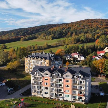 Apartament Sloneczny 우스트르치키 돌네 외부 사진