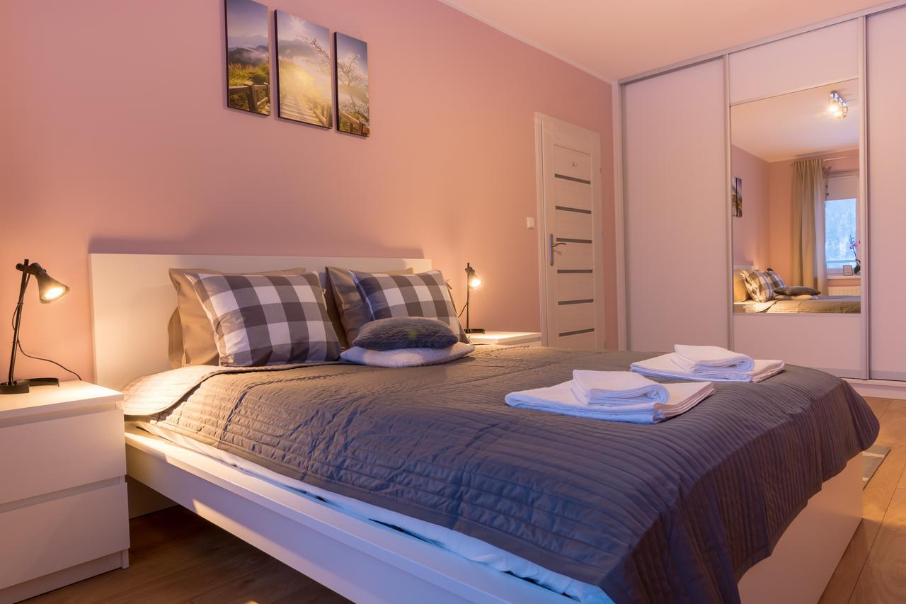 Apartament Sloneczny 우스트르치키 돌네 외부 사진