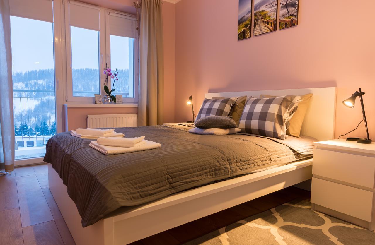 Apartament Sloneczny 우스트르치키 돌네 외부 사진